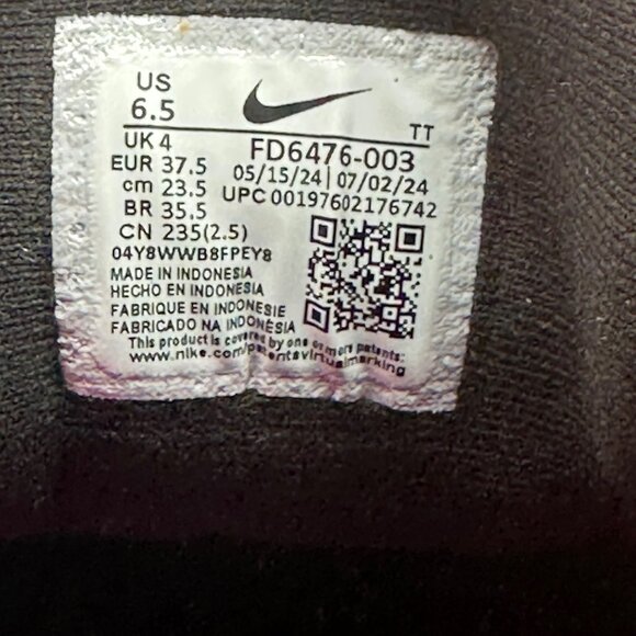 Women's Nike Downshifter 13  Black Purple Athletic Shoes FD6476-003 Size 6.5 - Picture 11 of 12